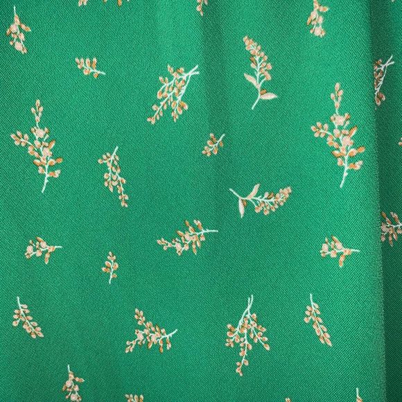 Good Luck Gem Floral Skirt - Picture 4 of 8